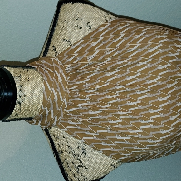 Dress - Picture 6 of 8